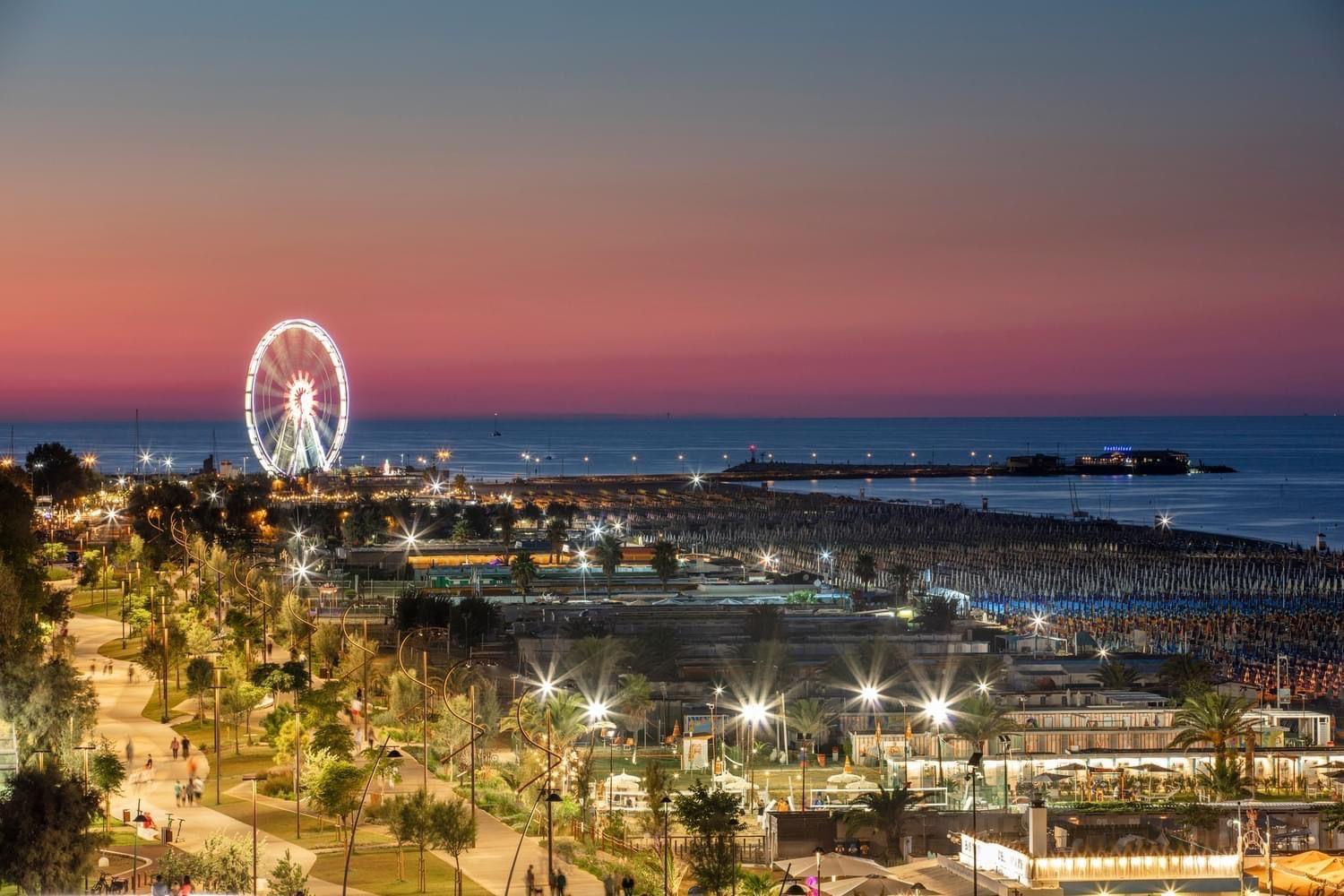 Appartamento Con Posto Auto Privato A Marina Centro Mare Rimini Kültér fotó